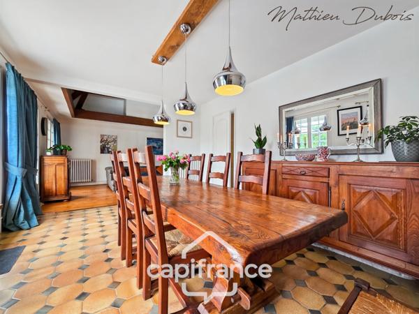 Maison de caractère 225 m² au sol avec piscine et vue campagne - À 5 minutes de Périgueux, Dordogne