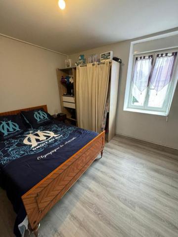 Maison avec studio indépendant à Imphy