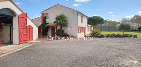 Maison à vendre 8 pièces de 210 m²