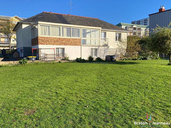 Maison à Fougères
