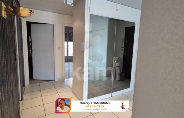 Appartement lumineux avec vue dégagée sur la Dent du Chat   4 pièces   69 m2   4ème étage avec ascenseur