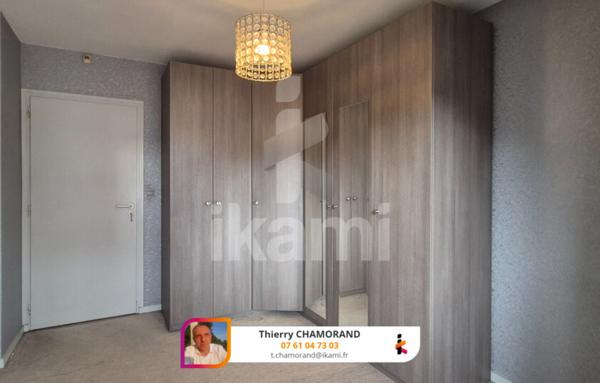 Appartement lumineux avec vue dégagée sur la Dent du Chat   4 pièces   69 m2   4ème étage avec ascenseur