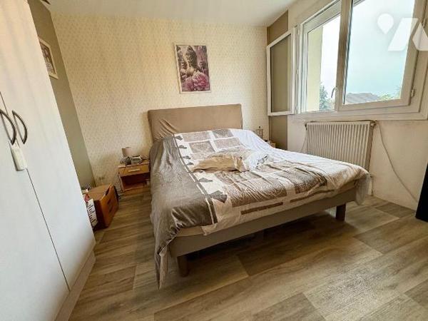 À Salbris (41) découvrez une maison pensée pour offrir confort et économies d'énergie grâce à u...