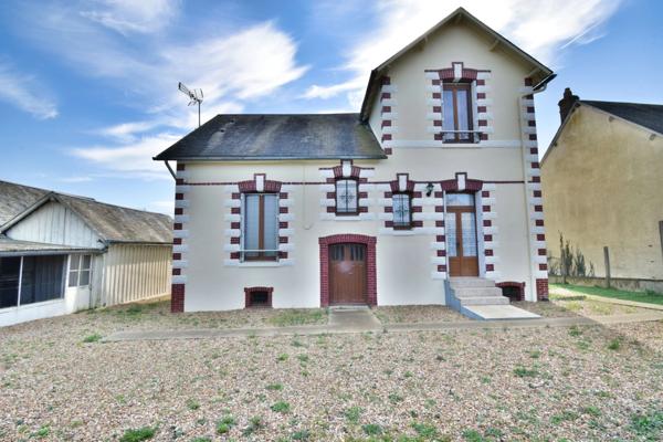 Maison à vendre 4 pièces LA BAZOCHE GOUET (28)