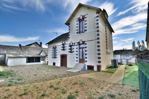 Maison à vendre 4 pièces LA BAZOCHE GOUET (28)