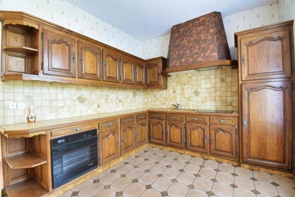 Maison à vendre 4 pièces LA BAZOCHE GOUET (28)