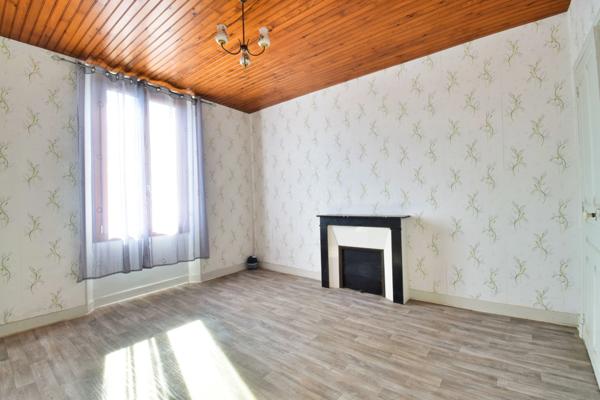 Maison à vendre 4 pièces LA BAZOCHE GOUET (28)