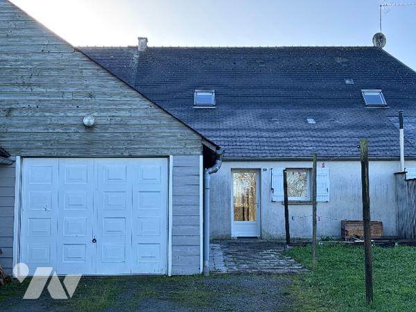 Ensemble immobilier - 400m² / Saint-Laurent-Du-Mottay