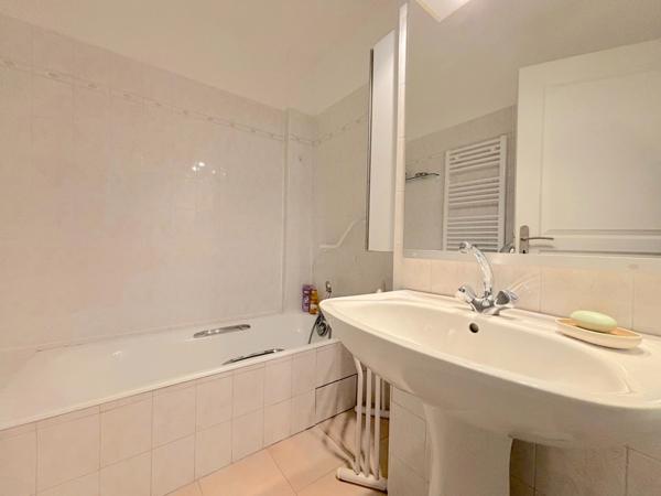 Appartement à vendre 4 pièces LE CANNET (06)