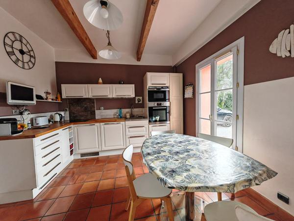 Villa Carqueiranne 5 pièce(s) 142 m2