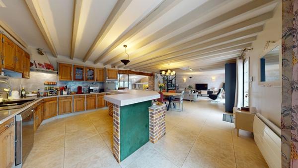 GITES + CHALETS 56 personnes. AVEC PISCINE CHAUFFÉE