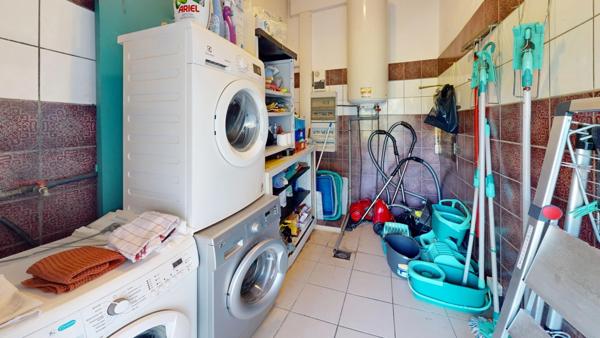 GITES + CHALETS 56 personnes. AVEC PISCINE CHAUFFÉE