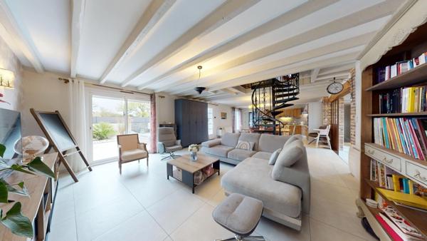 GITES + CHALETS 56 personnes. AVEC PISCINE CHAUFFÉE