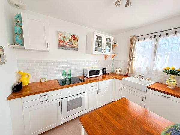 Maison - 5 pièces - 77 m²