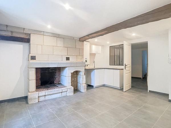 Immeuble renove Saumur 3 logements