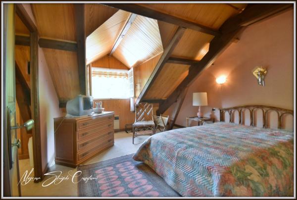 Propriete à vendre 8 pièces de 350 m² environ à MIMIZAN (40) avec lac privatif, cadre exceptionnel