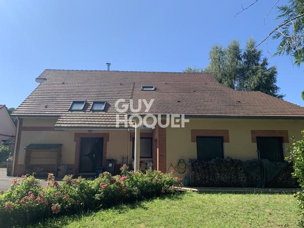 MAISON À VENDRE DE 8 PIÈCES DE 215,00 M²