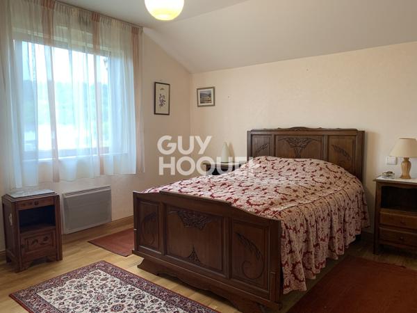 MAISON À VENDRE DE 8 PIÈCES DE 215,00 M²