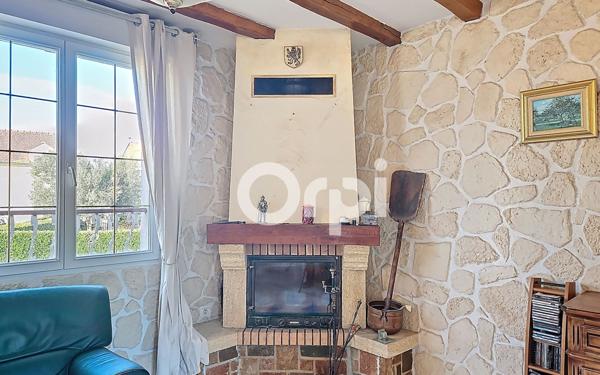 Maison à vendre    5 pièces •  Réau
