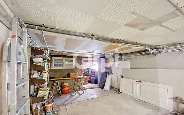 Maison à vendre    5 pièces •  Réau