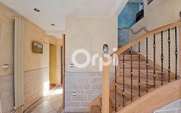 Maison à vendre    5 pièces •  Réau