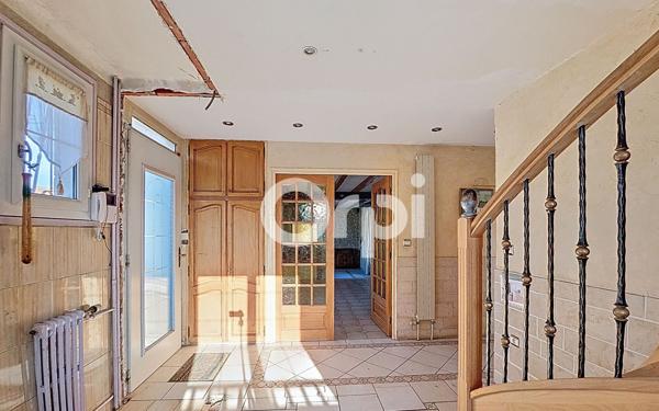 Maison à vendre    5 pièces •  Réau