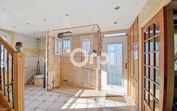 Maison à vendre    5 pièces •  Réau