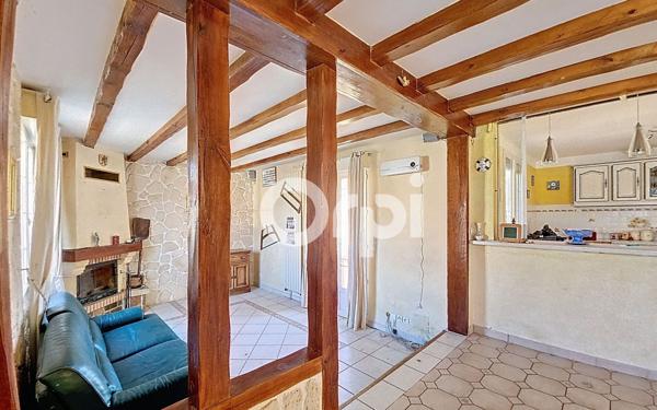 Maison à vendre    5 pièces •  Réau