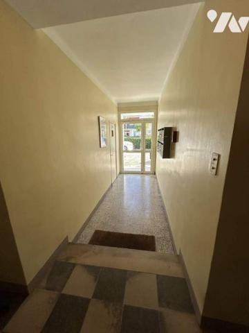 Appartement T3  1er étage Stationnement LIBRE