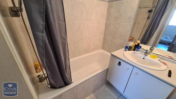 Appartement à louer 2 pièces 48.16m²