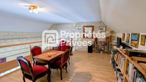 A Vendre. Longère. CHINON .433000