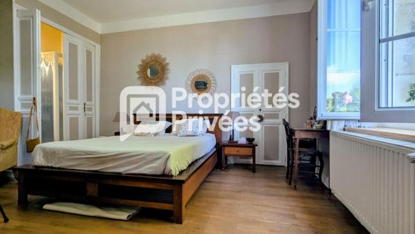 A Vendre. Longère. CHINON .433000