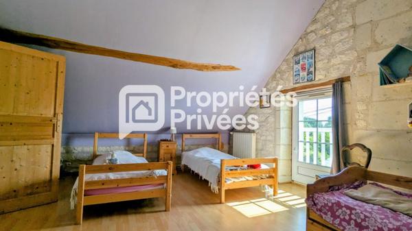 A Vendre. Longère. CHINON .433000