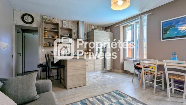 A Vendre. Longère. CHINON .433000