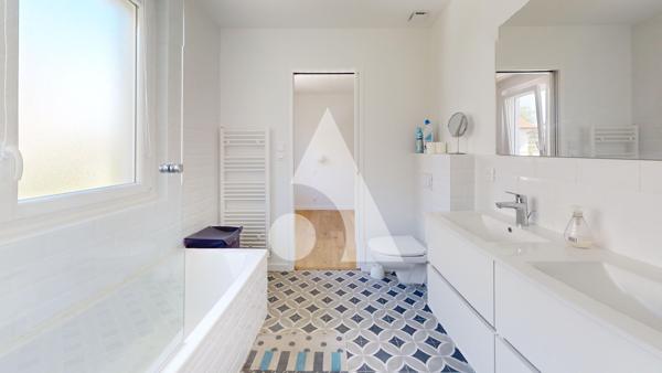 Maison 5 pièces 116.04 m2