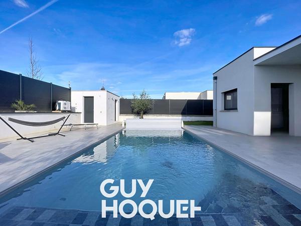 Villa contemporaine de plain-pied 2024 - Prestations haut de gamme & piscine chauffée - 71000 MÂCON