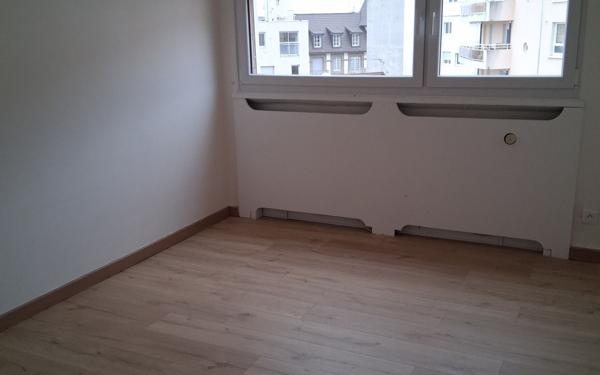 Appartement à louer    5 pièces • 118 m2 Annemasse