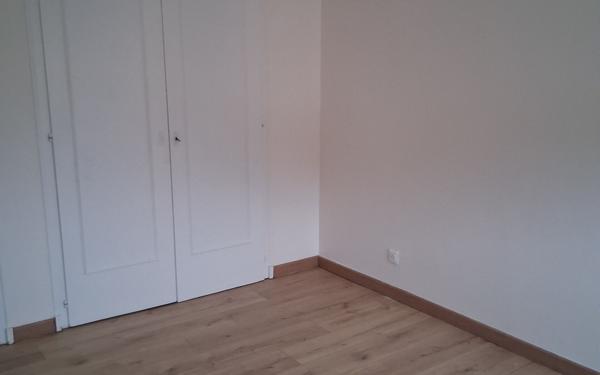 Appartement à louer    5 pièces • 118 m2 Annemasse