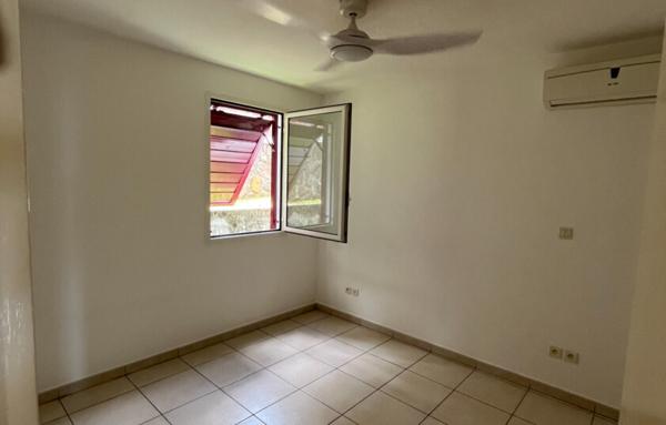 Appartement 2 pièces 46 m2 avec terrasse et jardin