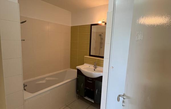 Appartement 2 pièces 46 m2 avec terrasse et jardin