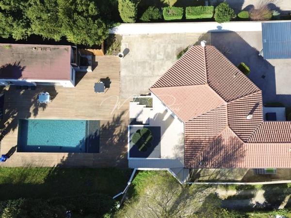 Maison à vendre 7 pièces de 230 m²