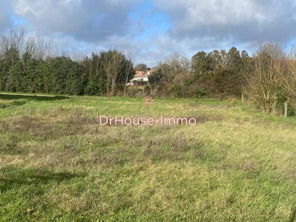 Terrain à vendre de 748 m²