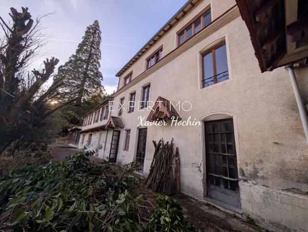 Châteauneuf-les-Bains (63390) Rare !!! Ancien Hôtel-Restaurant de 960m² - Bord de Sioule