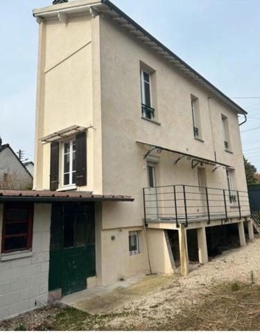 très belle maison avec beaucoup de potentiel