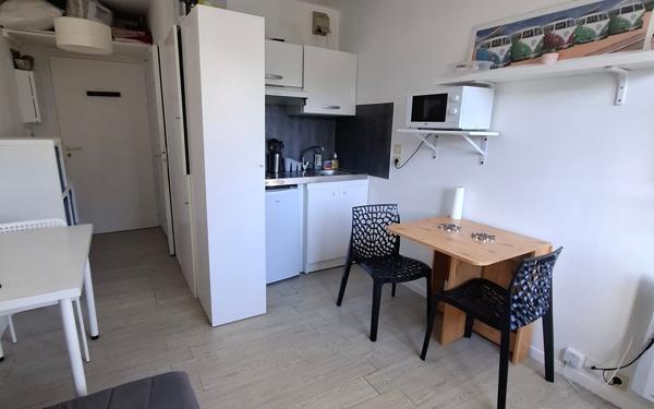 Appartement à vendre    2 pièces • 16 m2 Bayonne
