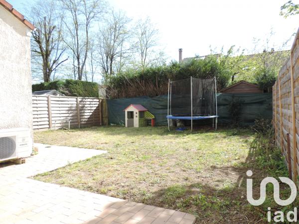 Apartment for sale 3 rooms 82 m² Combs-la-Ville