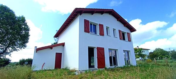 Arbonne - Maison T6 à vendre - écrin de verdure à quelques minutes des plages