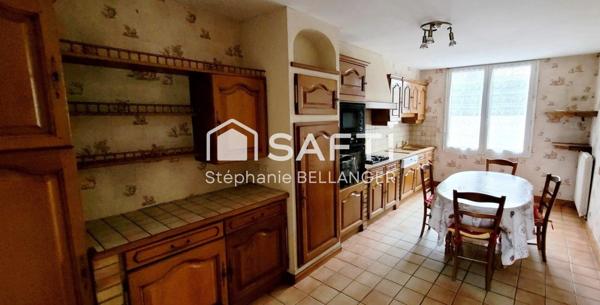 Maison de ville plein pied 131m2, 3 chambres ,grand garage, jardin