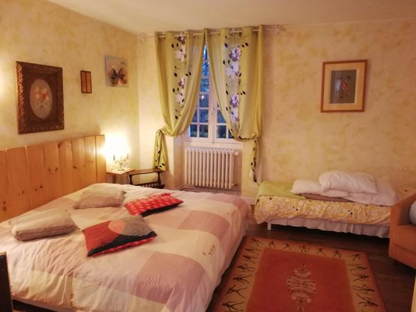 Demeure de charme avec jardins buccoliques