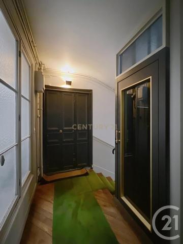 Appartement F5 à vendre  5 pièces - 136 m2 PARIS - 75010